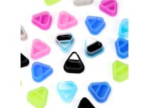 Caps en silicone triangle 2 en 1 diff&eacute;rentes couleurs - 80 pcs | SKULLDNA